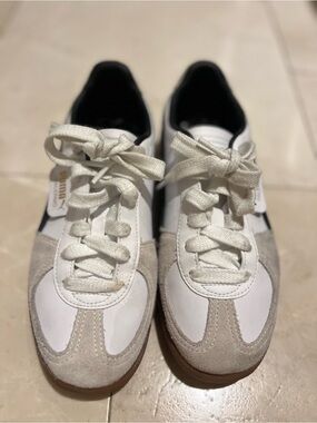 Puma White and Beige Lace-Up Sneakers